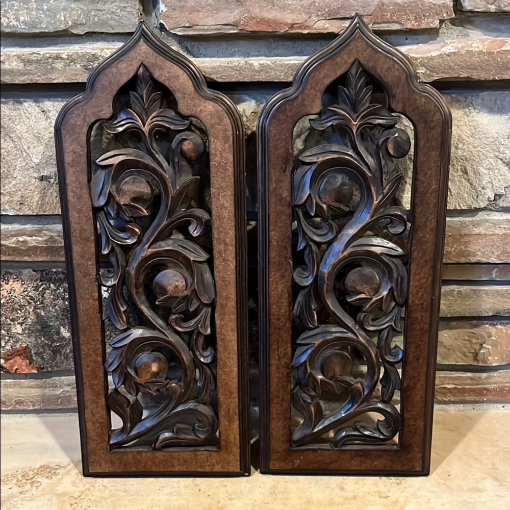 Carved Wood Leaf Pattern Wall Hanging Panels 20" x 8"